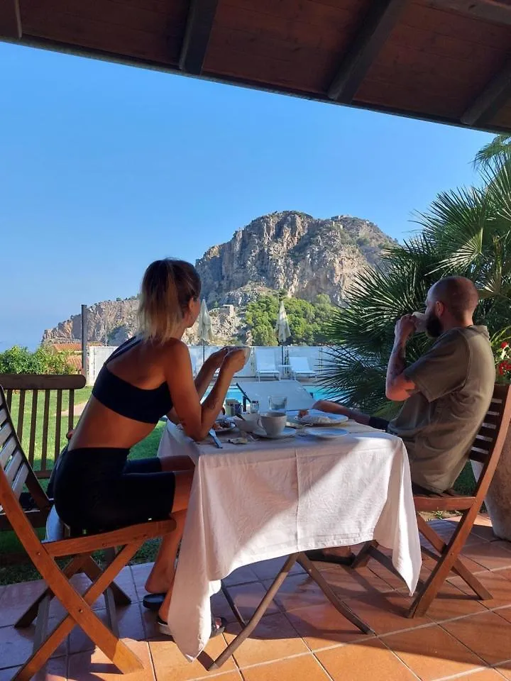 B&B Villa Di Giorgi Cefalu Italy