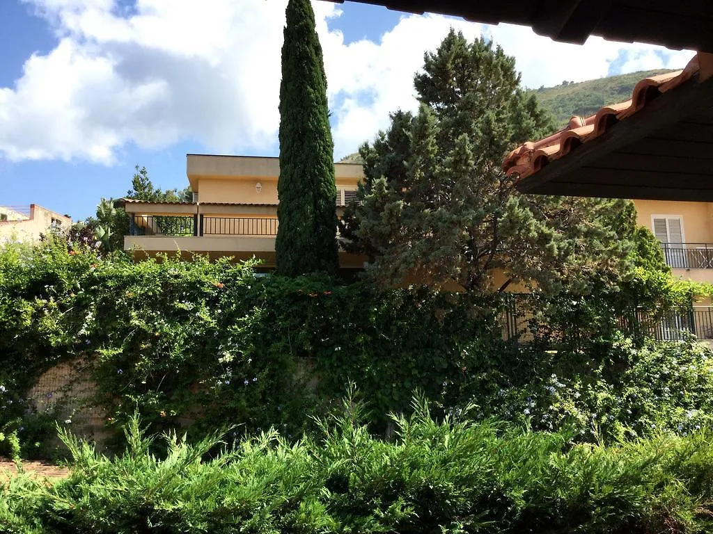 B&B Villa Di Giorgi Cefalu Italy