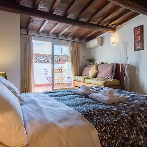 https://uffizi-gallery-rooftop-apartment.it-tuscanyhotel.com